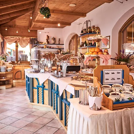 Brennerspitz نيوستيف ام ستوبيتا